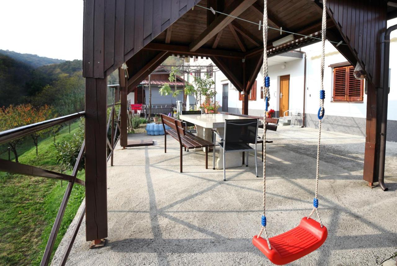 イゾラ Parenzana Haven Hideaway Starヴィラ エクステリア 写真
